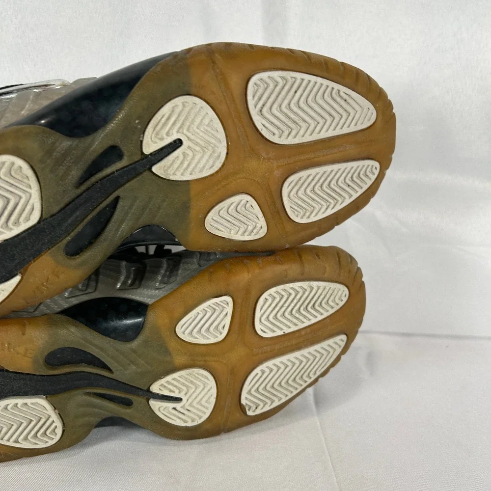 Nike Air Foamposite Pro GS Silver Surfer Metallic Black Gum 644792-007 Size 4.5Y